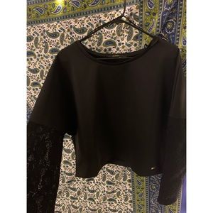 Long sleeve, Lace Guess Top🖤
